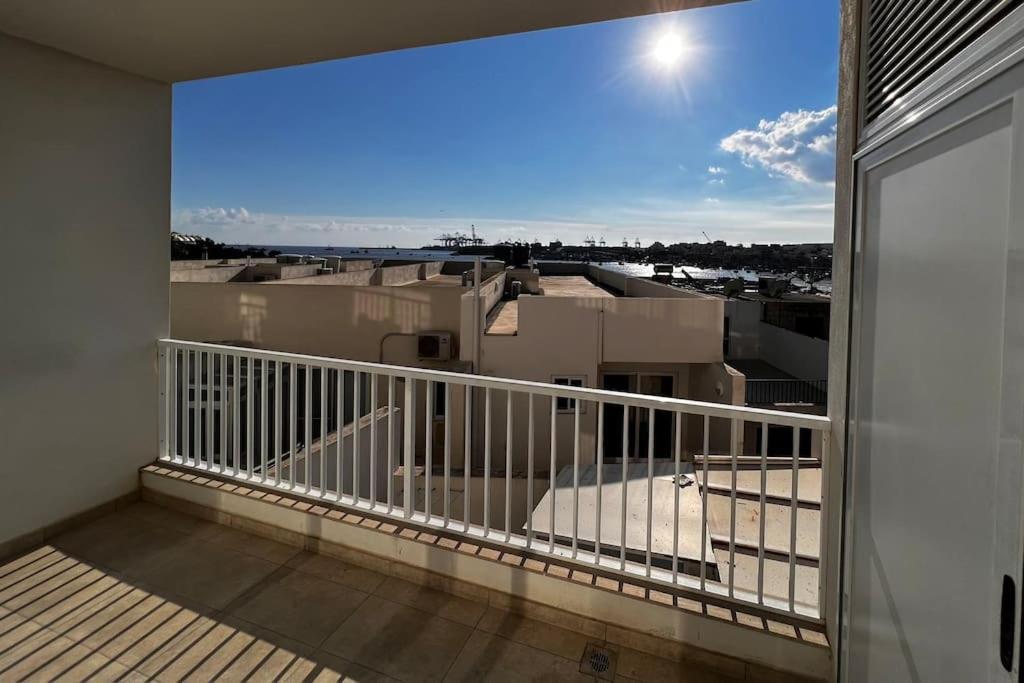 Viewline Seaview Modern 3 Bedroom Apartment Marsaxlokk Esterno foto