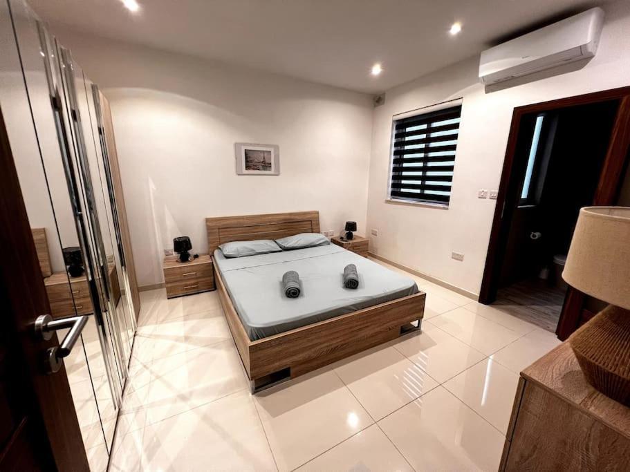 Viewline Seaview Modern 3 Bedroom Apartment Marsaxlokk Esterno foto